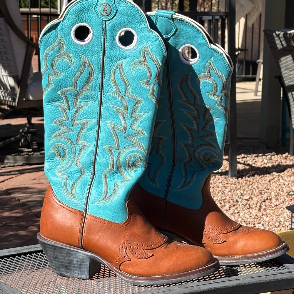 Tony Lama Buckaroo Chestnut/Turquoise Woman's Boot - Woman's size 9